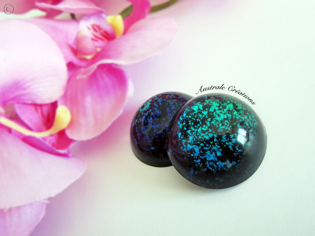 Boucles D'oreilles Vintage Résine Noire à Facettes - Cabochon, Fermoir Clou, Métal Argenté, Occasion