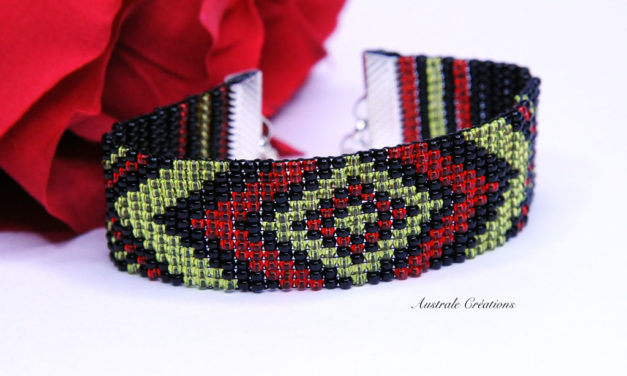 Bracelet Loom « Boho » en Rouge, Noir et Vert