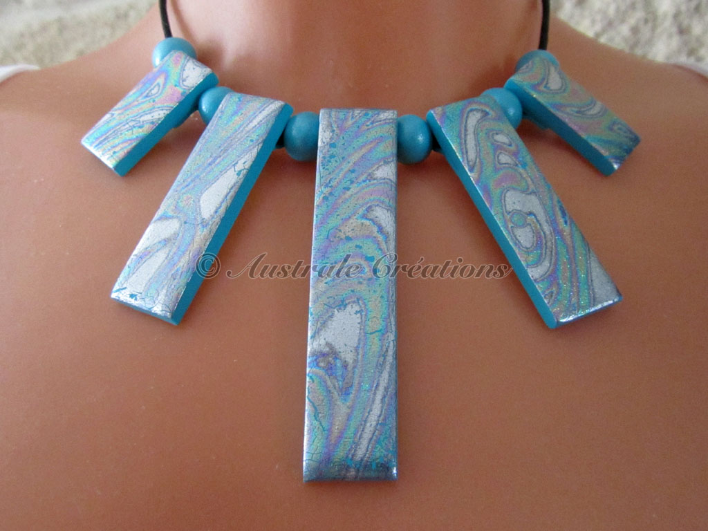 Collier « Oil slick turquoise »