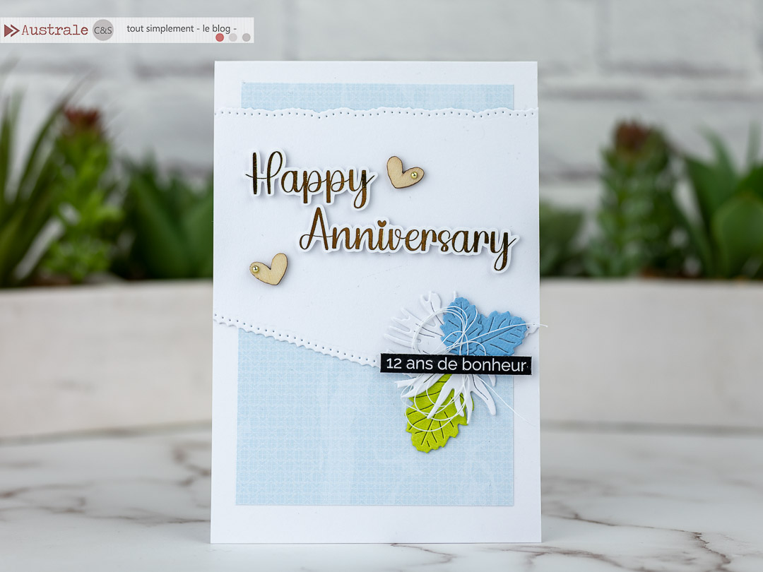 Création d'une carte pour anniversaire de mariage, 12 ans, noces de soie, avec titre doré, feuilles d'été et fil de couture.